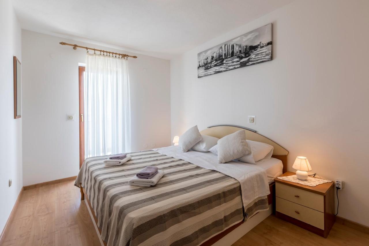 Sky Apartments Подстрана Екстериор снимка