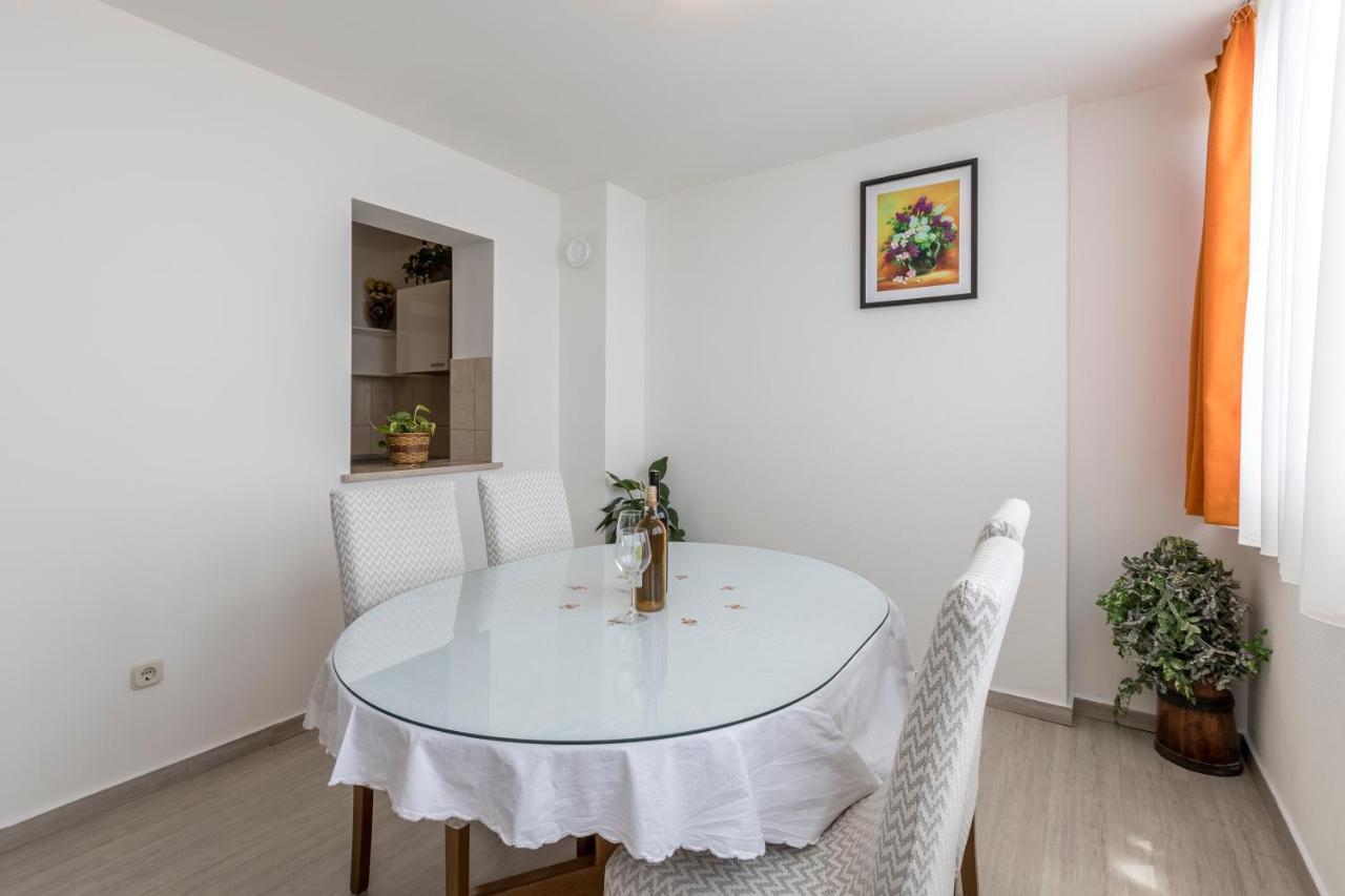 Sky Apartments Подстрана Екстериор снимка