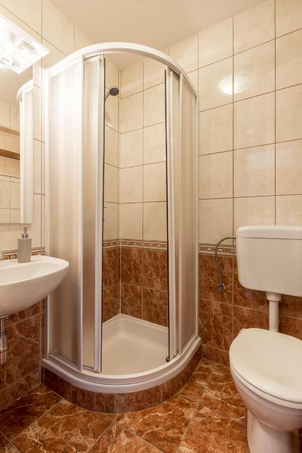 Sky Apartments Подстрана Екстериор снимка