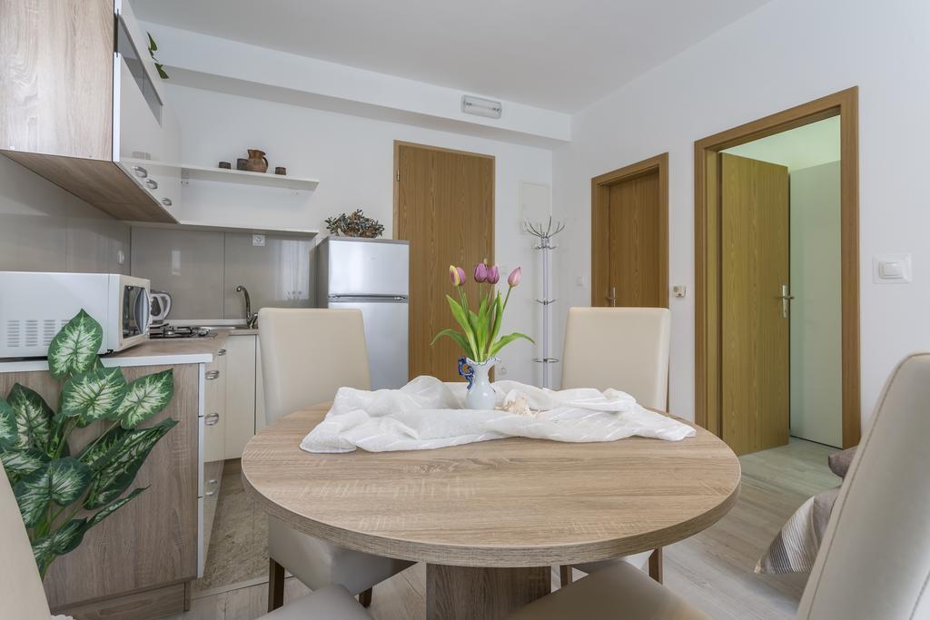 Sky Apartments Подстрана Екстериор снимка