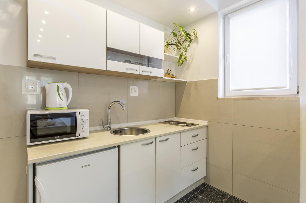 Sky Apartments Подстрана Екстериор снимка
